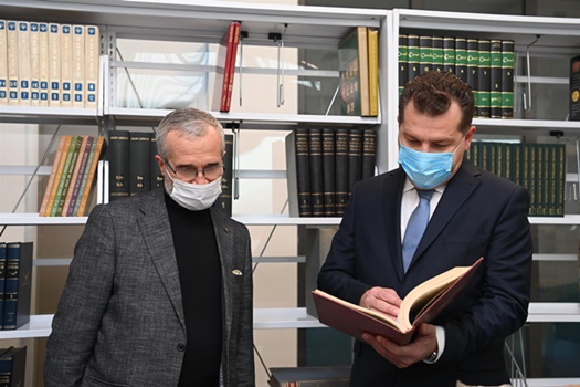 Dünyanın dört bir yanından