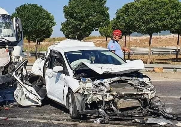 Susurluk’ta 6 aracın karıştığı