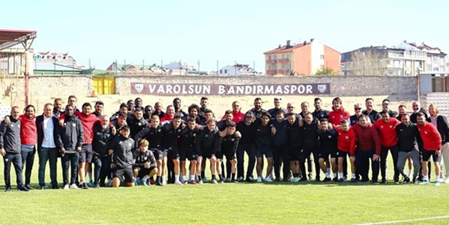 TFF 1.Liginin 11.haftasında kendi