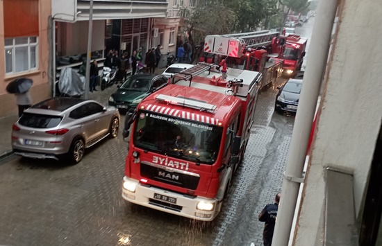 Bir apartmanın ikinci katında