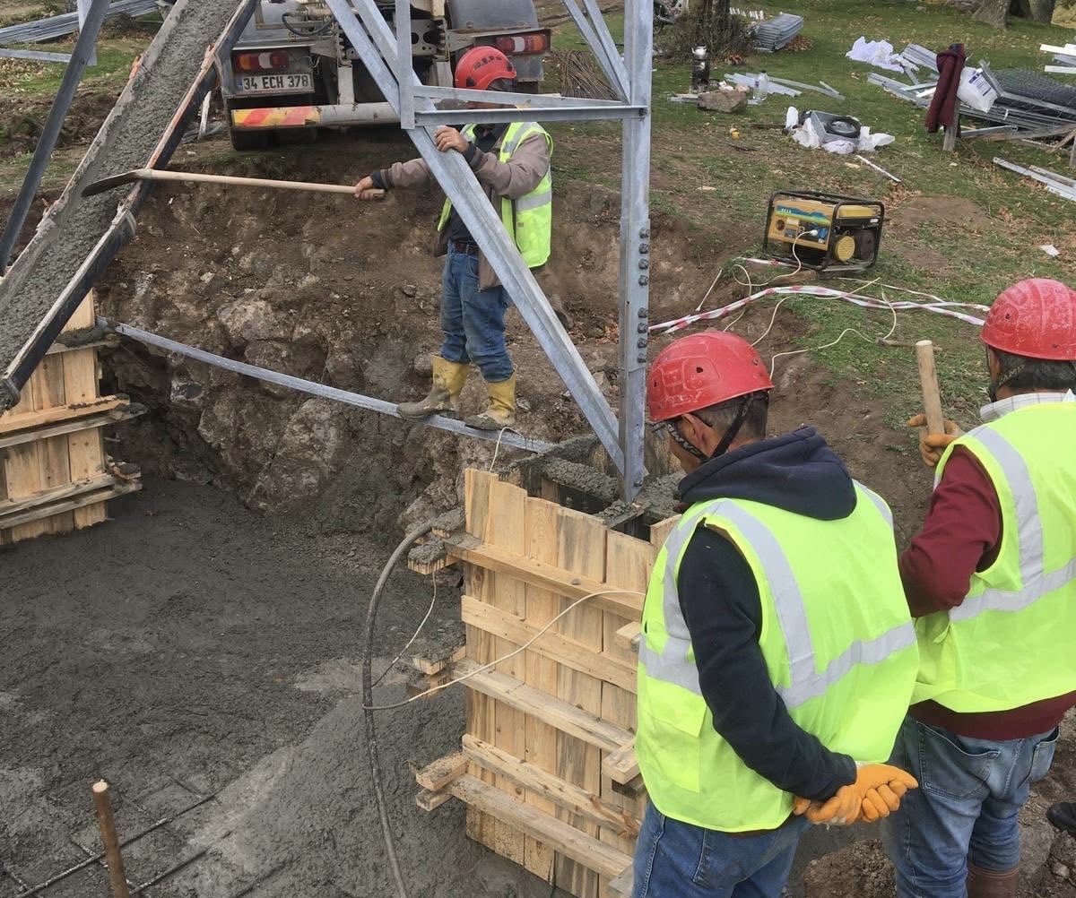 Öztaylan gaybular mahallesinin iletişim sorununu çözdü