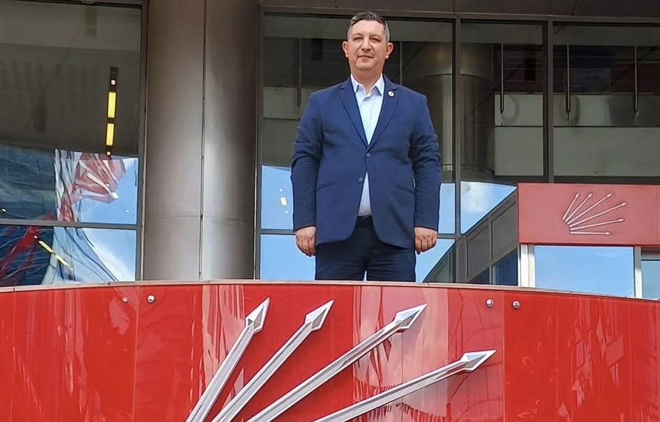 KAMUOYUNA Cumhuriyet Halk Partisi, herhangi
