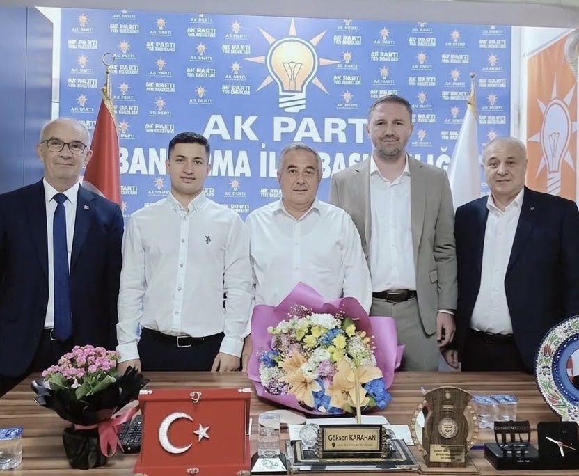 AK Parti Bandırma İlçe Yönetim